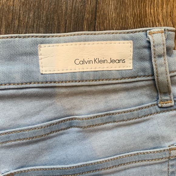 Womens Calvin Klein Capri Jeans - Picture 6 of 6